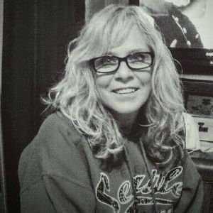 Meet your Posher, Nona